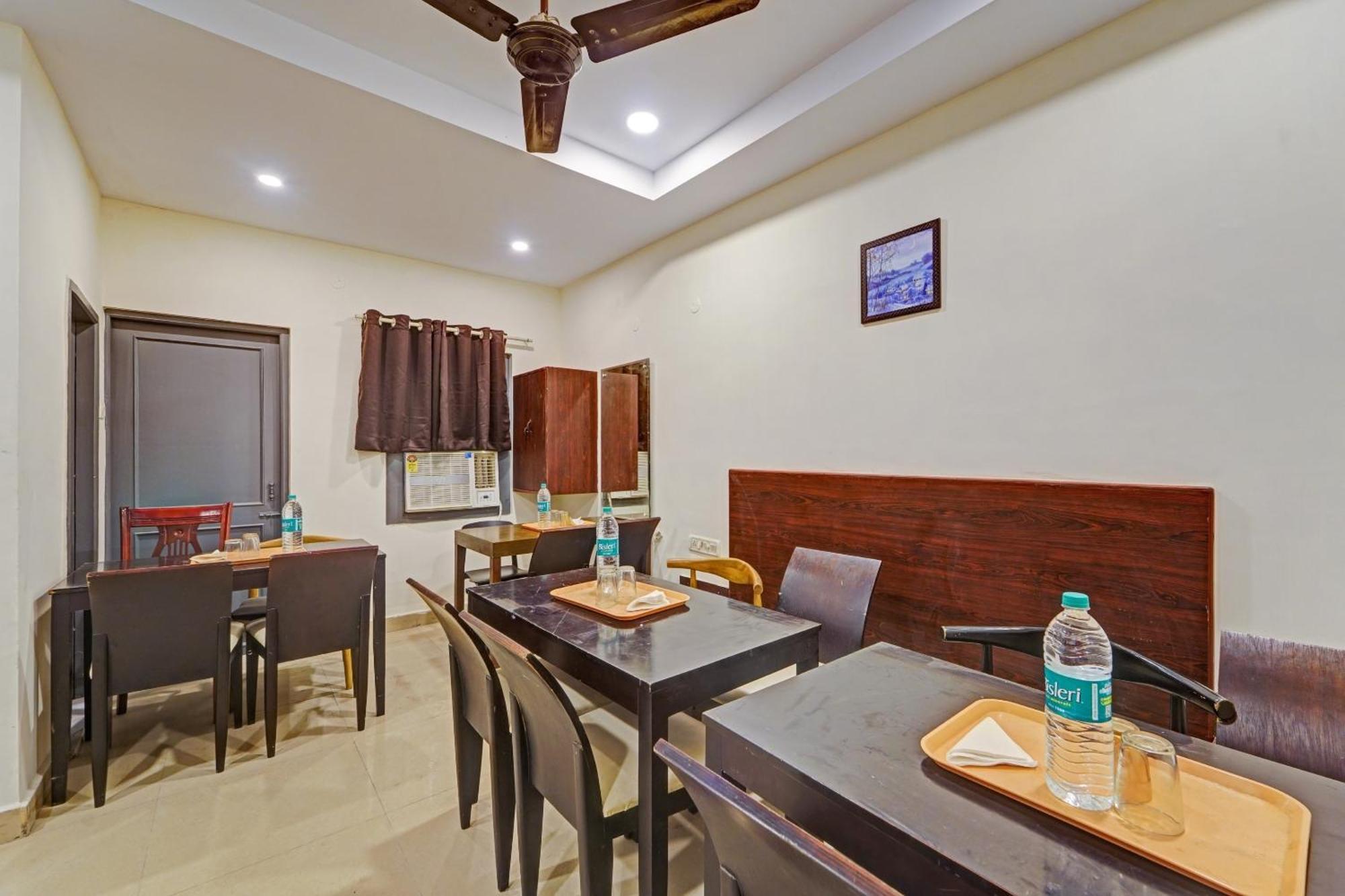 Super Townhouse G Silver Hotels Mount Road Chennai Exterior foto