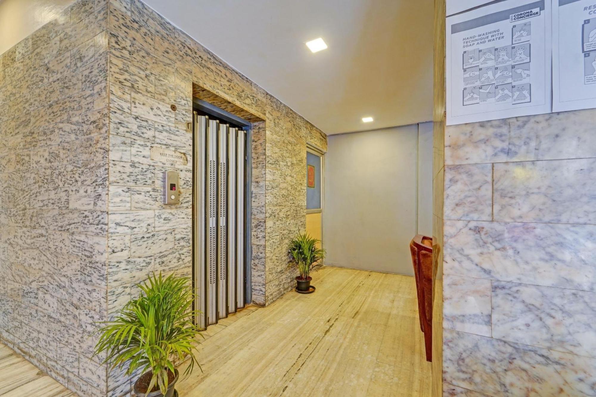 Super Townhouse G Silver Hotels Mount Road Chennai Exterior foto