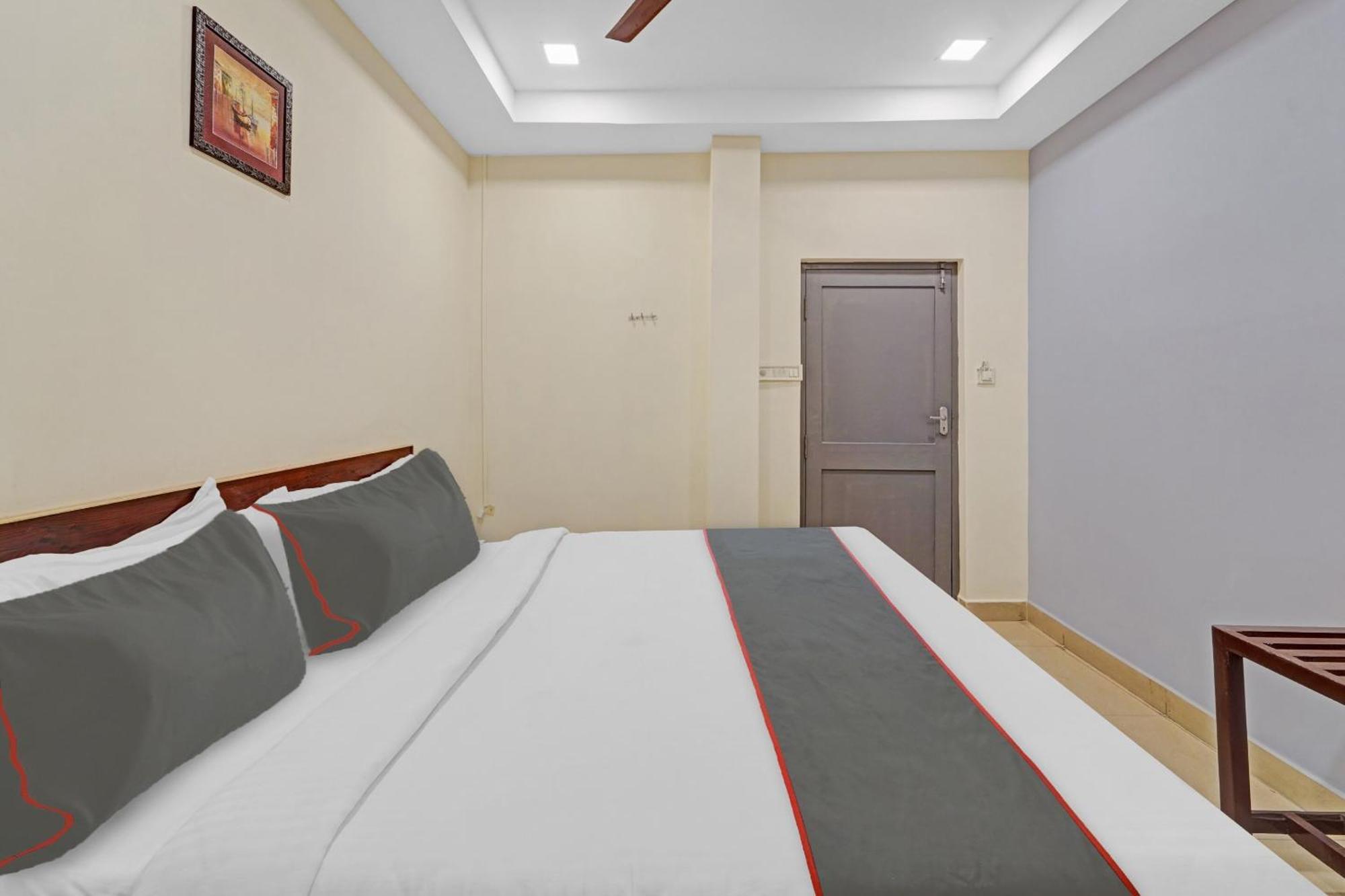 Super Townhouse G Silver Hotels Mount Road Chennai Exterior foto